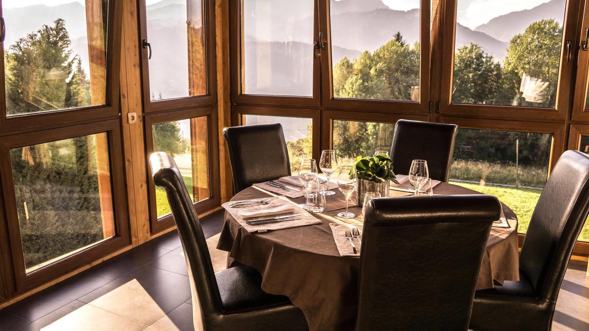 Le Caprice Des Neiges Hotel 3*
