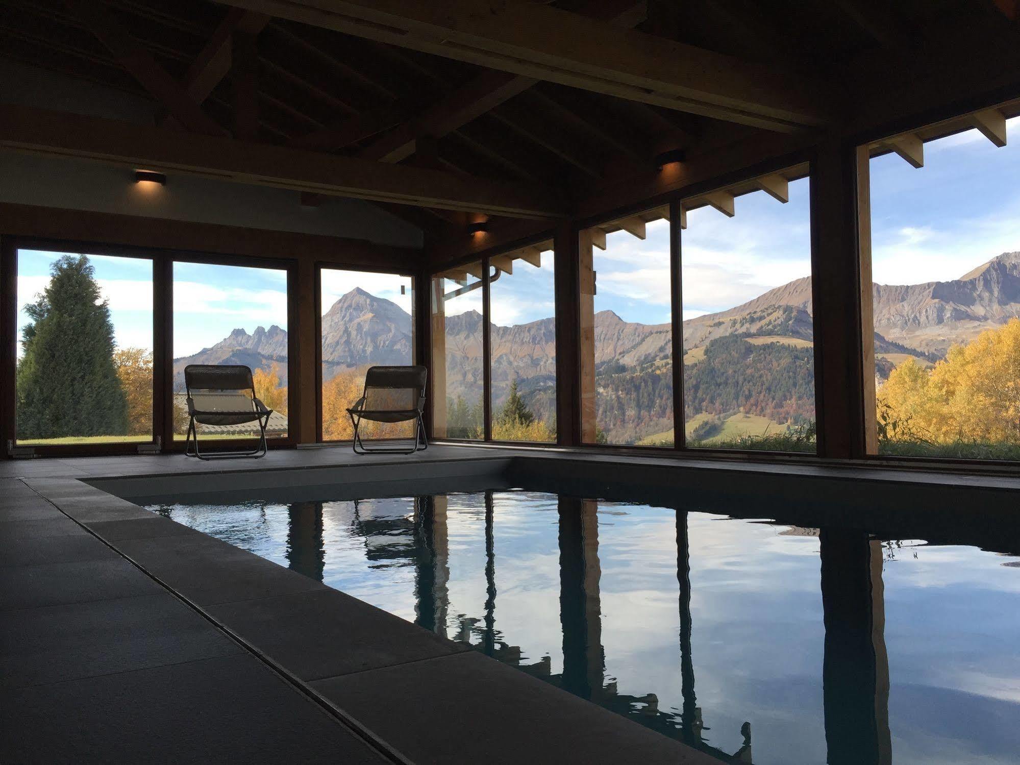 Le Caprice Des Neiges Hotel 3*